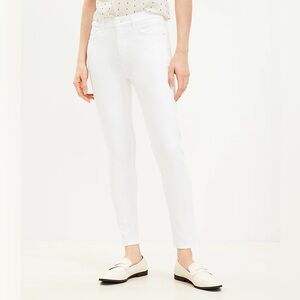 Loft Mid Rise Skinny Jeans‎ in White Style 603860 Size 8/29